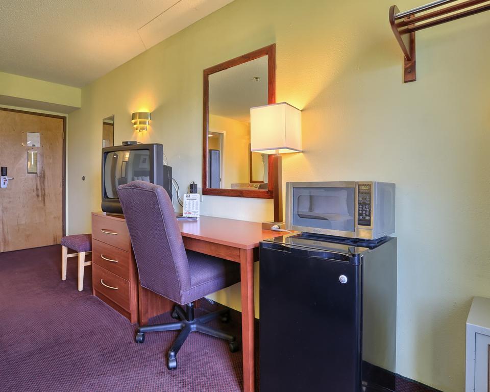 Econo Lodge Harrisburg/Hershey Buitenkant foto