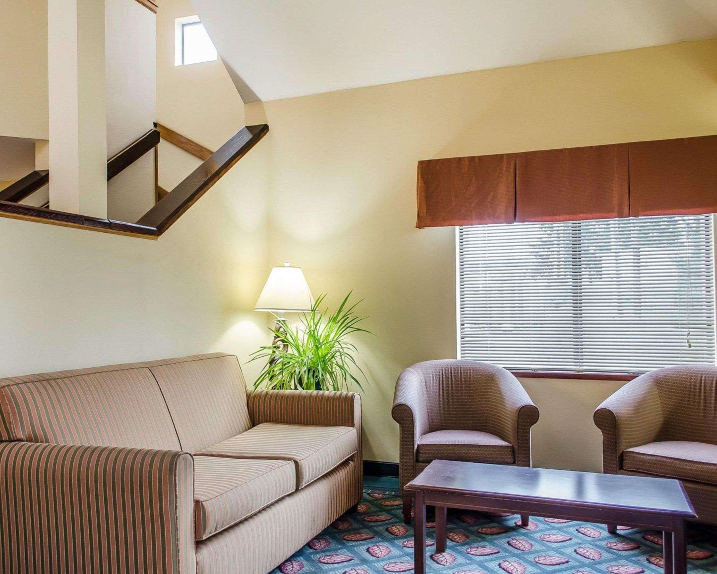 Econo Lodge Harrisburg/Hershey Buitenkant foto