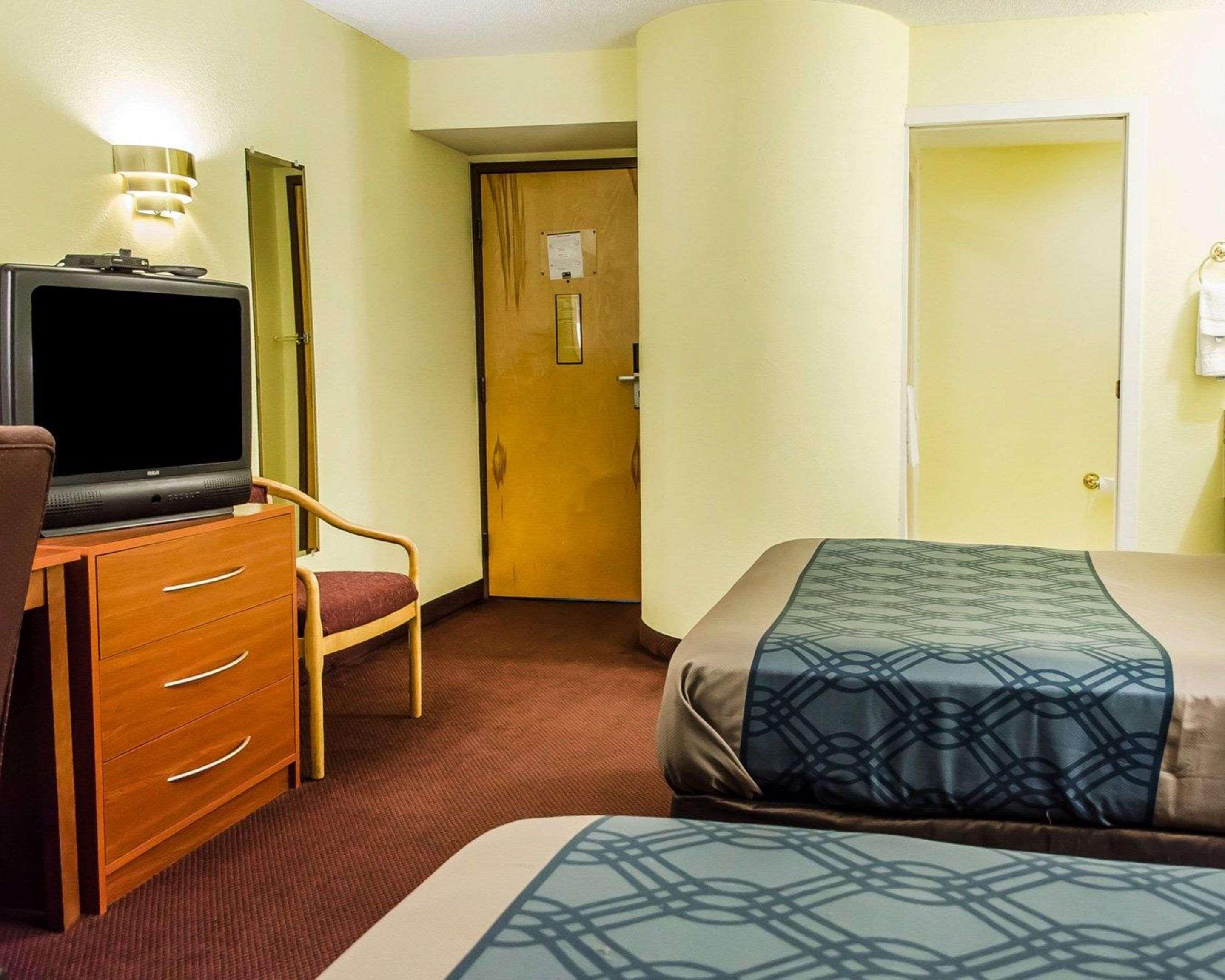 Econo Lodge Harrisburg/Hershey Buitenkant foto
